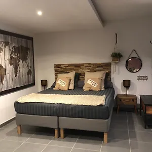 auberge-de-pachoquin.fr-provencehotel.com/